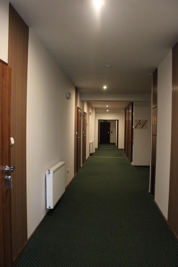 Hotel Pod Jeleniem Tuchola Exterior photo